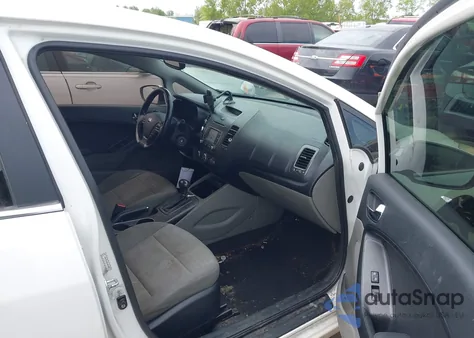 2014 Kia Forte Ex z USA, uszkodzony, nr VIN KNAFX4A84E5051008